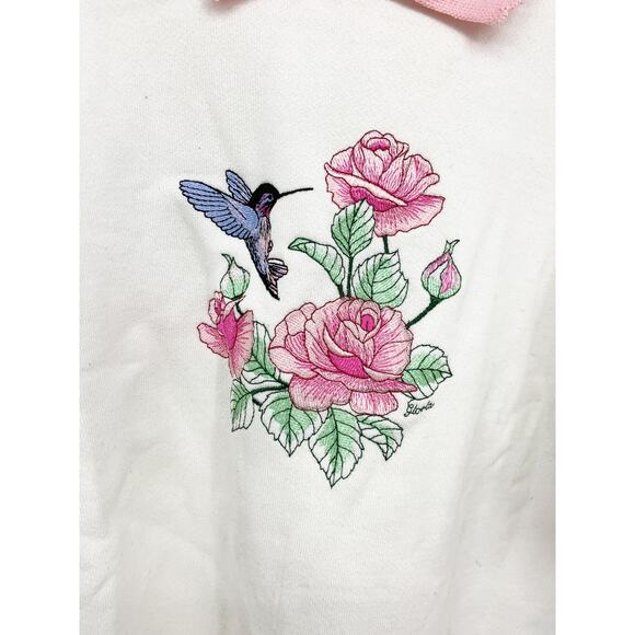 Vintage White Collared Flowers Roses Hummingbird Sweatshirt M - Picture 2 of 5